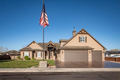 /international/us/296-s-1075-w-parowan-ut-110107172472/