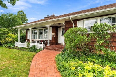 /international/us/3075-wilson-avenue-wantagh-ny-110120065402/