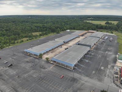 /international/us/385-outlet-ave-eddyville-ky-110108858733/