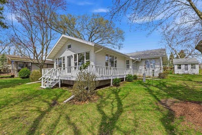 /international/us/w3403-orchard-avenue-green-lake-wi-110107464326/