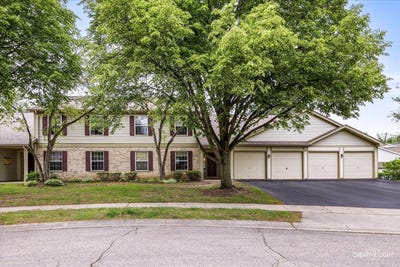 /international/us/1103-stratford-court-elgin-il-110108502137/