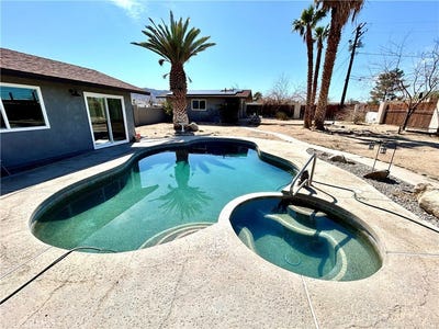/international/us/6698-mesquite-drive-29-palms-ca-110100204080/