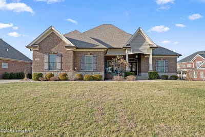 /international/us/7507-greenfield-pl-crestwood-ky-110105935366/