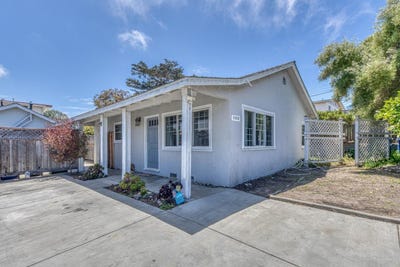 /international/us/1212-waring-st-seaside-ca-110108689350/