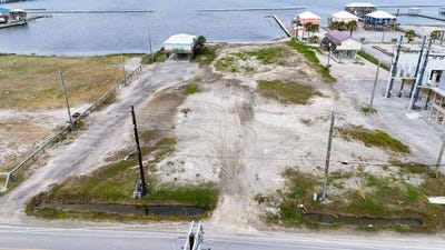 /international/us/1721-highway-1-grand-isle-la-110106144598/
