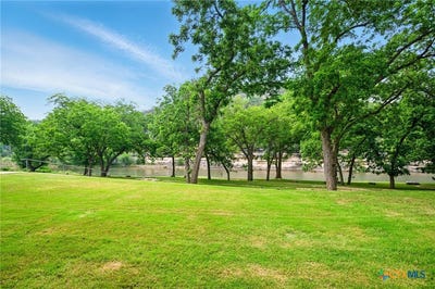 /international/us/540-river-run-new-braunfels-tx-110099635553/