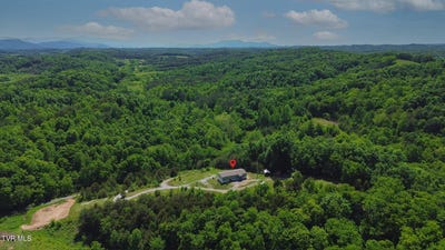 /international/us/290-smith-hollow-road-greeneville-tn-110108304589/