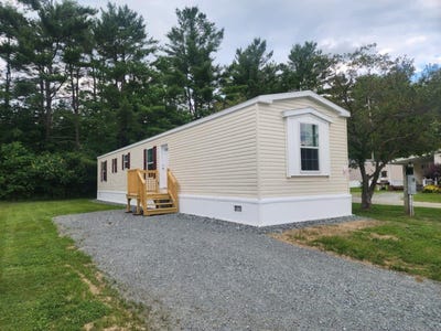 /international/us/81-cramton-road-lot-17-castleton-vt-110100766443/