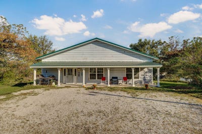 /international/us/120-w-main-street-phillipsburg-mo-110103029832/