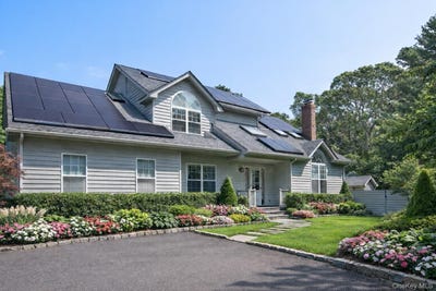 /international/us/97-spring-close-highway-east-hampton-ny-110105033022/