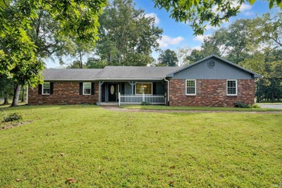 /international/us/563-yockey-estates-mitchell-in-110110238121/