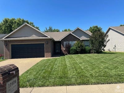 /international/us/10686-fall-creek-drive-newburgh-in-110108507012/