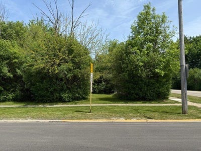 /international/us/greenview-avenue-lot-kleeman-s-resub-lot9-park-city-il-110108346834/