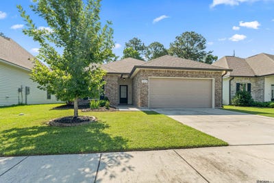 /international/us/18114-terraceside-dr-prairieville-la-110108424542/