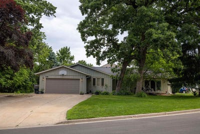 /international/us/133-135-woodview-drive-cottage-grove-wi-110100301742/?lang=zh-cn