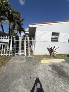 /international/us/720-sw-7th-street-dania-beach-fl-110108069997/