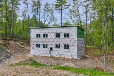 /international/us/19-lenox-circle-waterboro-me-110108252596/