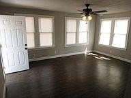 /international/us/3113-benelva-st-austin-tx-110104428767/