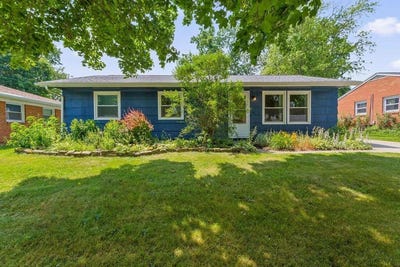 /international/us/209-hanover-road-lexington-oh-110100465508/