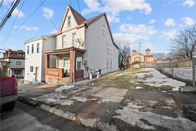 /international/us/1003-west-st-homestead-pa-110105959448/