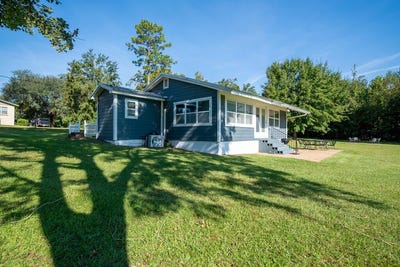 /international/us/7811-paradise-drive-donalsonville-ga-110110304613/