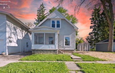 /international/us/226-w-5th-street-port-clinton-oh-110108231650/
