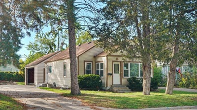 /international/us/6516-16th-avenue-s-richfield-mn-110120107214/