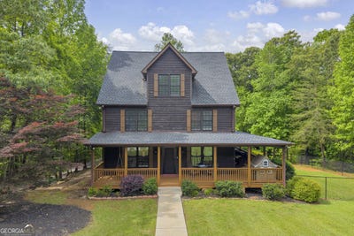 /international/us/946-riverdale-road-toccoa-ga-110110417392/