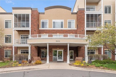 /international/us/8200-w-33rd-street-saint-louis-park-mn-110108010785/
