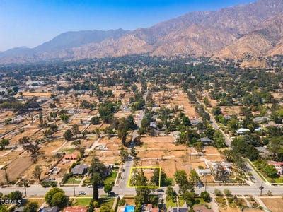 /international/us/1215-e-mendocino-street-altadena-ca-110101063679/