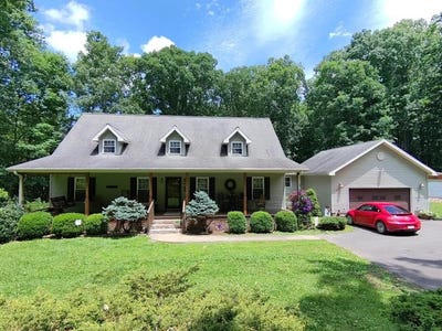 /international/us/474-laurel-street-shady-spring-wv-110107548167/