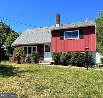 /international/us/10-charles-place-pennsville-nj-110108127249/