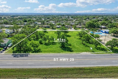 /international/us/560-w-state-highway-29-bertram-tx-110107386533/