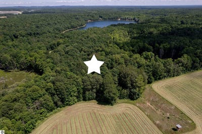 /international/us/w-beech-bark-trail-maple-city-mi-110100499889/?lang=zh-tw