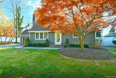 /international/us/12-darling-avenue-smithtown-ny-110106700335/