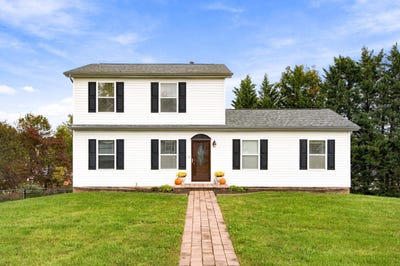 /international/us/340-auburn-drive-sw-christiansburg-va-110120636551/
