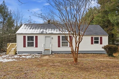 /international/us/503-prospect-road-hurt-va-110104597634/