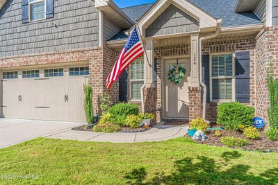 /international/us/124-lark-drive-pinehurst-nc-110110137560/