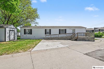 /international/us/910-w-6th-st-lot-23-street-papillion-ne-110108438530/