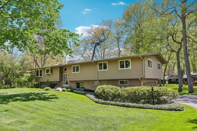 /international/us/19505-gebhardt-rd-brookfield-wi-110107963718/