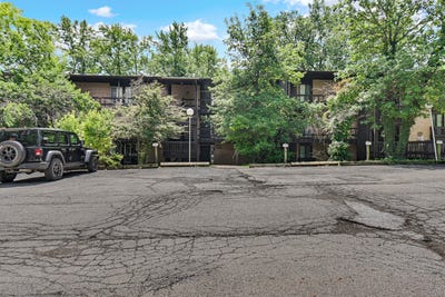 /international/us/5503-lakeside-drive-lisle-il-110108720147/