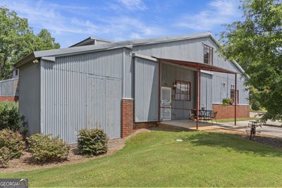 /international/us/370-park-street-madison-ga-110104910408/