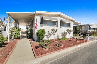 /international/us/4095-fruit-la-verne-ca-110106590565/