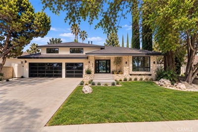 /international/us/23921-berdon-street-woodland-hills-ca-110120131448/