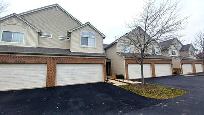 /international/us/17543-s-gilbert-drive-lockport-il-110103777235/