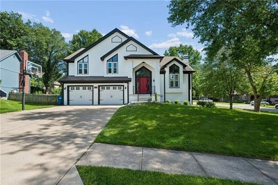 /international/us/723-cottonwood-lane-liberty-mo-110109198441/