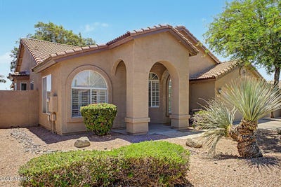 /international/us/4545-e-rowel-road-phoenix-az-110108478436/
