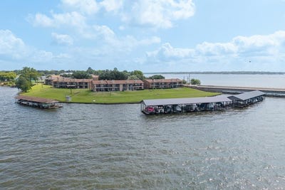/international/us/849-s-gun-barrel-ln-a1-gun-barrel-city-tx-110100654210/