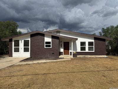 /international/us/606-e-langley-blvd-universal-city-tx-110110376382/