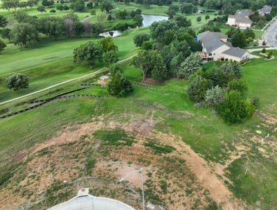 /international/us/b1-l5-timber-ridge-place-salina-ks-110085880400/